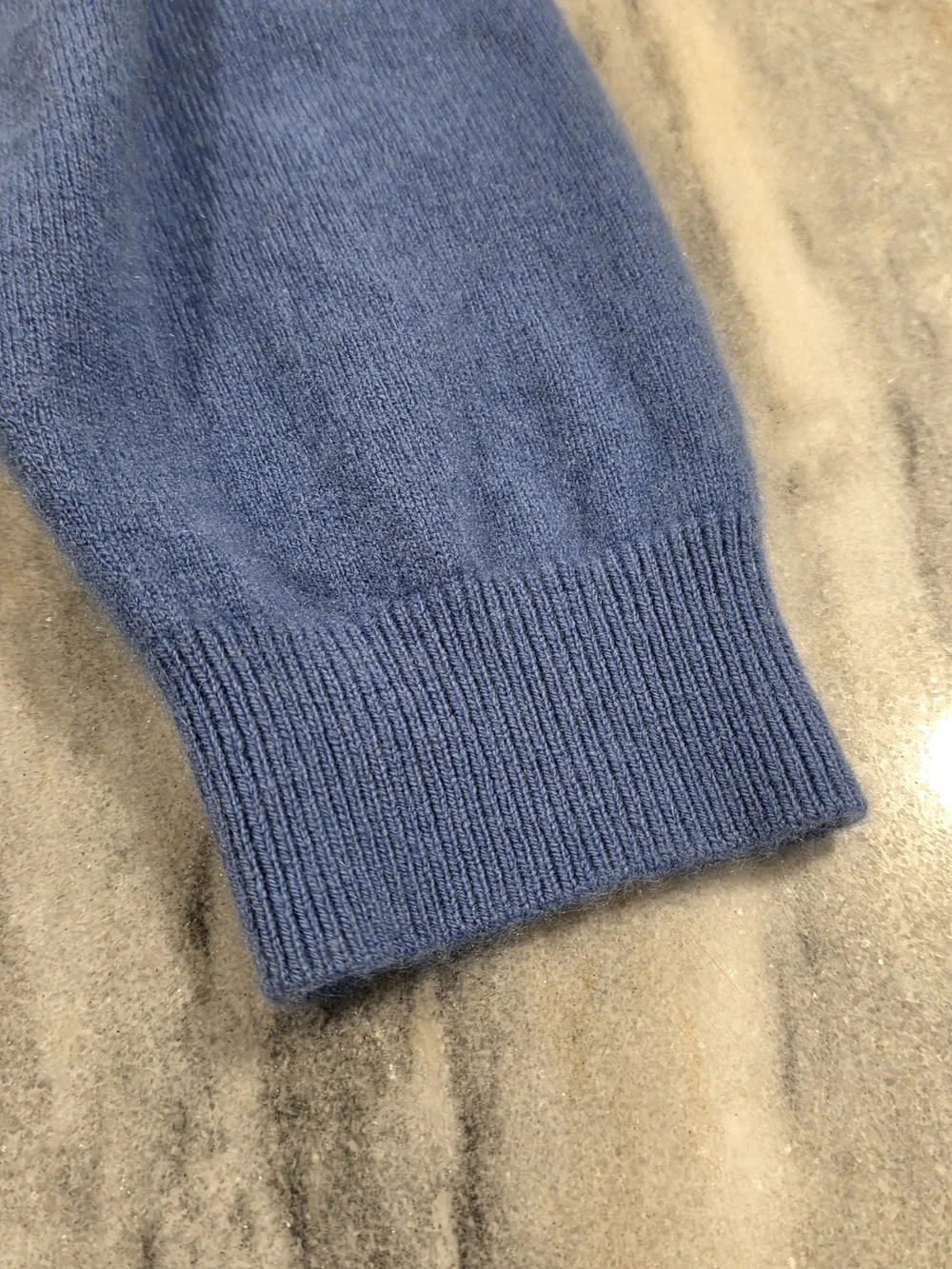 XL/T Men's Land's End 46-48 V-Neck Sweater 100% Cashmere UltraSoft Blue Pullover